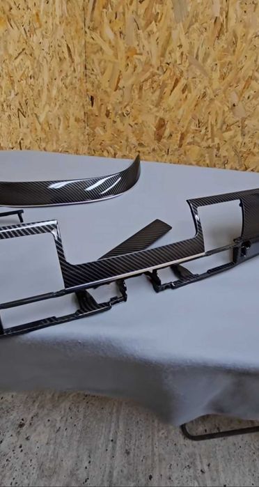 Audi s8 карбонов интериор лайсни