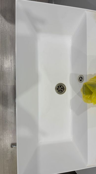 Раковина с тумбой