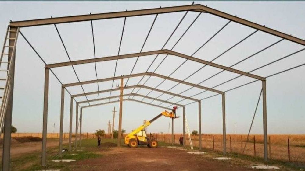 Structuri metalice, hale agricole, depozite, garaje , service, saivane