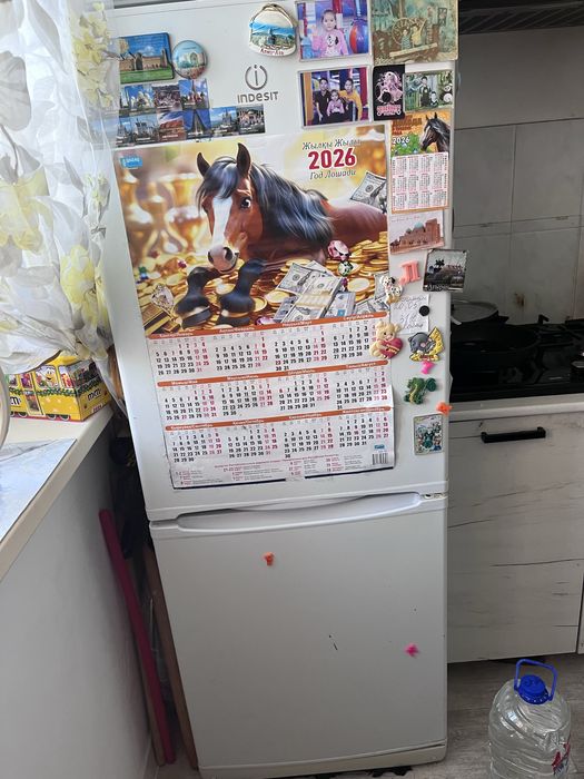Продам холодильники