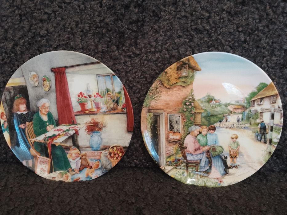 Три артикула - Кукла и две порцеланови чинии