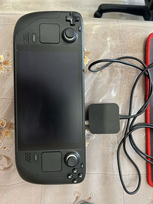 Продам steam deck lcd 1 tb