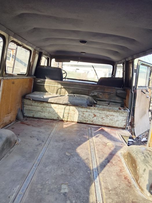 В продаже уаз буханка