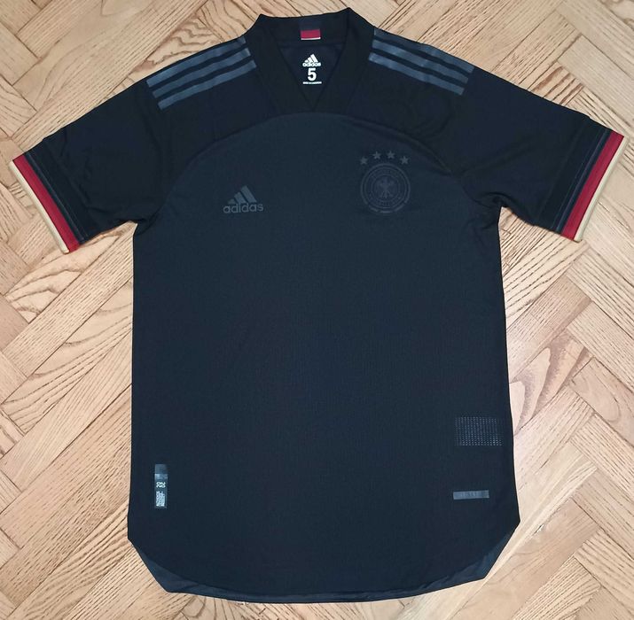 Нови оригинални тениски/блузи  Бразилия-Винисиус,Германия,Евертън