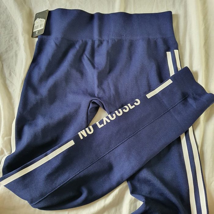 Colanti cu scris Noi