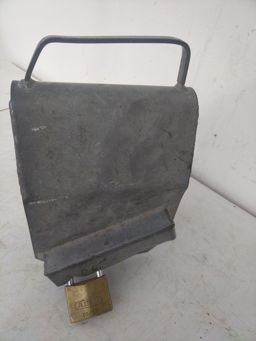 Заключващо устройство за ремаркета и каравани
Заключваща кутия за отка