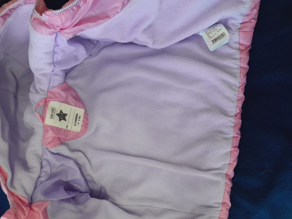 Продам две куртчоки весна в идеальном сост