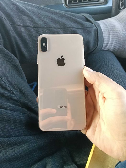 Продаю айфон хс мах