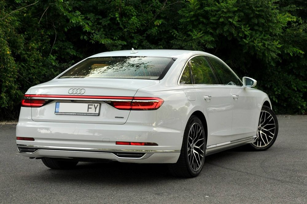 Audi A 8 Quattro  55 TFSI  Hibrid 100% km reali