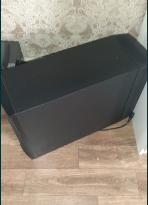 Продам сабвуфер в отличном состоянии