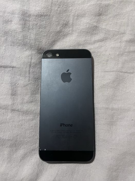 Продам Айфон.