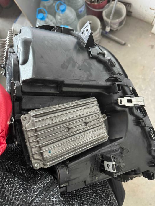 Десен Фар bmw 7 f01/f02 full Adaptive LED