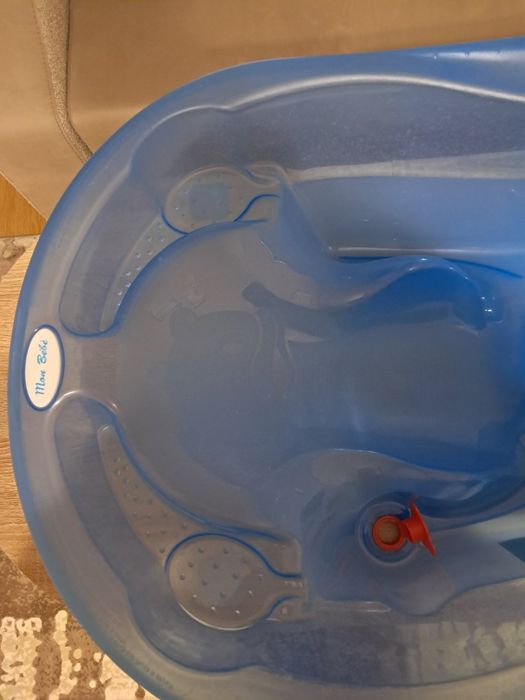 Вана за бебче  без никакви забележки.