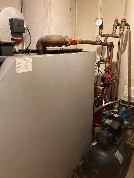 Cazan pe lemne 40/48 de Kw face si apa calda