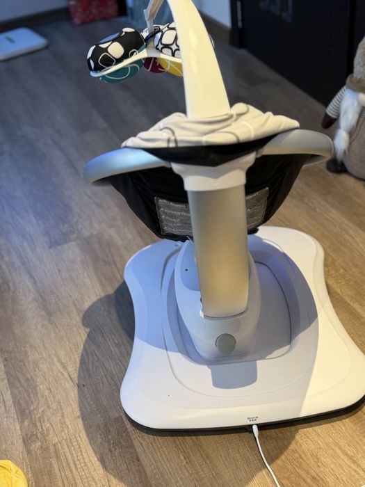 Бебешка електрическа люлка 4moms MamaRoo