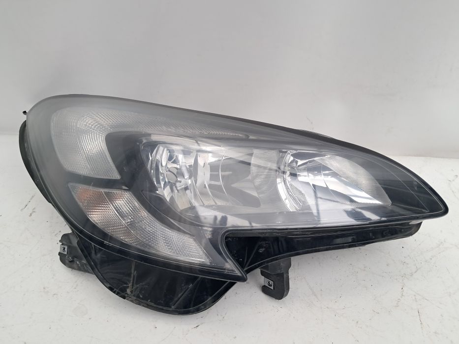 Фар Opel Corsa F