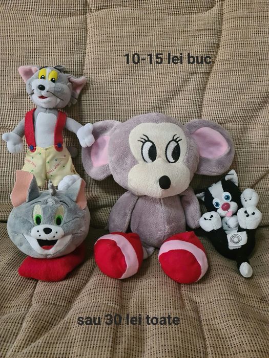 Jucării(păpuși) de pluș