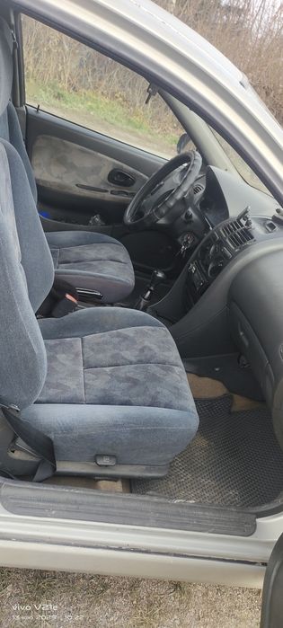 Продам машину митсубиши каризма