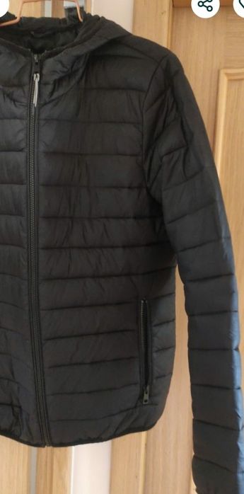 Продам черную куртку от LCW