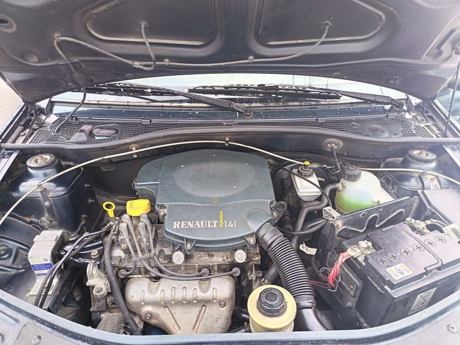 Vând Logan Preference