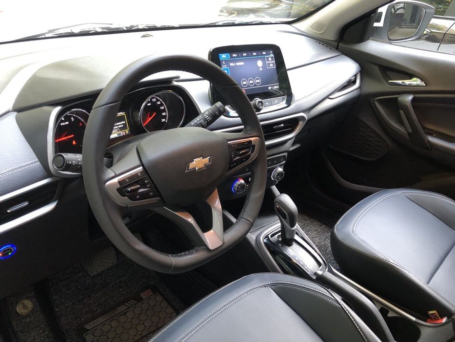 Трекер-2 2023, краска тоза, автомат коробка, 43000 км юрган вариантга