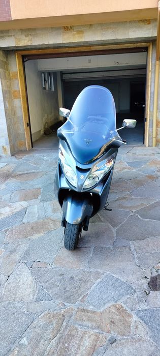 Suzuki Burgman 400 K7