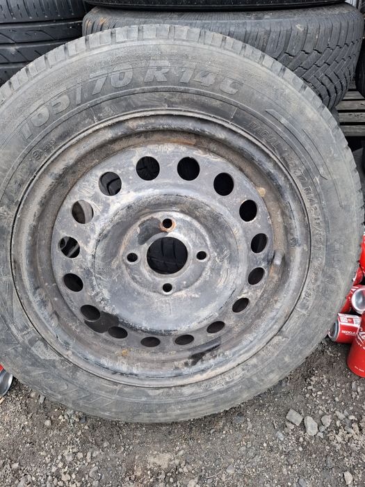 Vand roata R 14 renault cango cu anvelopa 165 70 14 C tigar