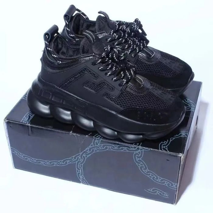 Versace chain reaction