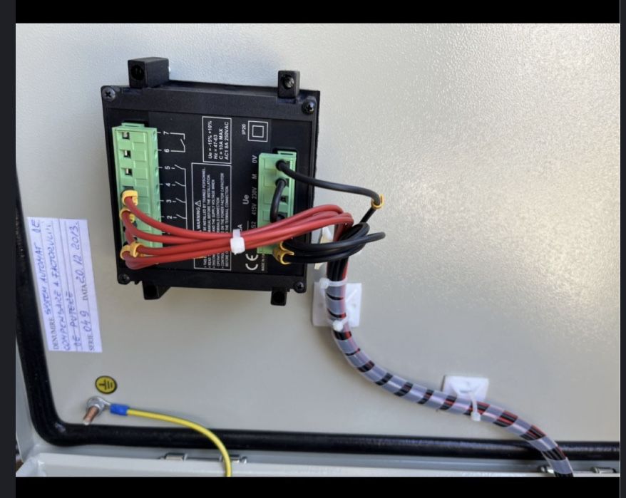 Sistem automat de compensare a factorului de putere