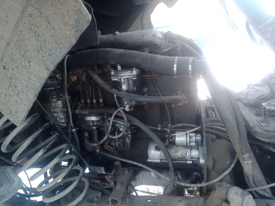 Продам двигатель в сборе с коробкой д 245