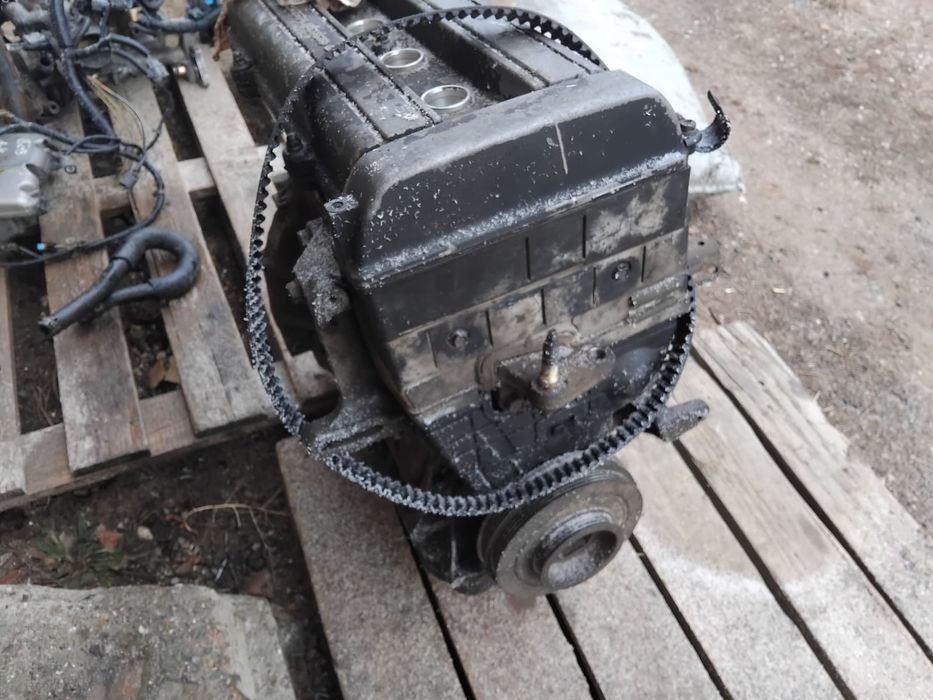 Двигатель мотор от Хонды в сборе