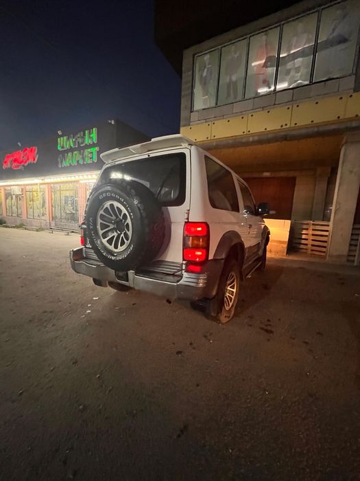 Продам внедорожник -коротыш