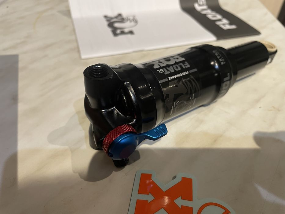 Чисто нов  заден шок FOX Float SL Performance 2024 – 165x40mm Trunnion