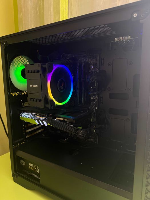 Геймърски компютър MSI RTX 4060 I7 13700K