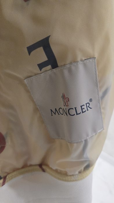 Оригинално яке Moncler S-M