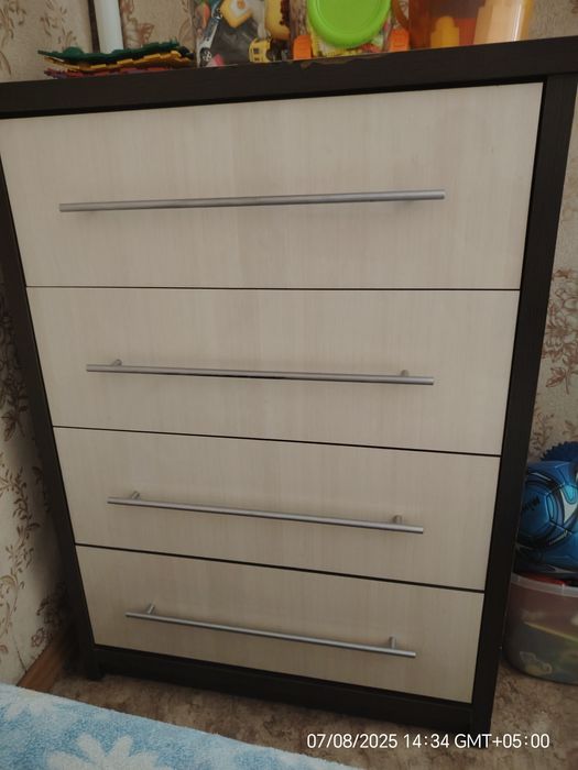 Спальный гарнитур