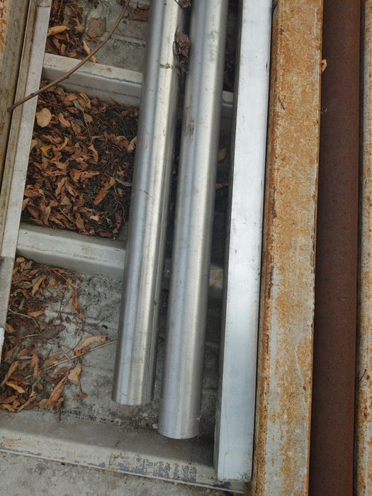 Vând 12 m țeavă inox 50,8x2,5 ( 2 bare x6m) Schimb cu cereale!