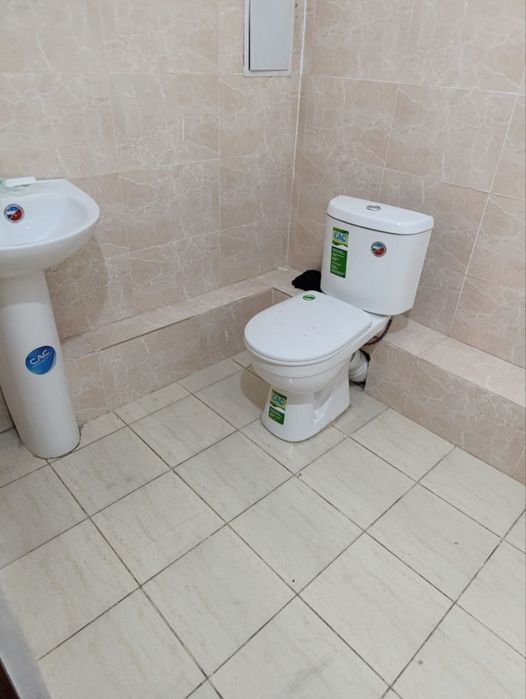 Toshkent viloyati Nurafshon shaxri (Tuytepa) 3 xonali uy ijaraga ber.