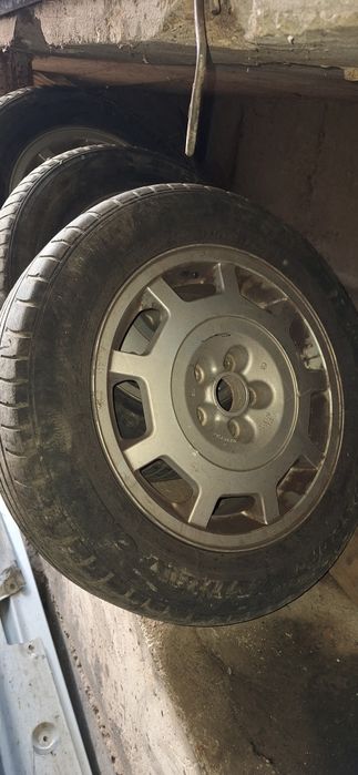 VW Golf 3 GTI 15ки джанти с гуми подарък, зимни гуми