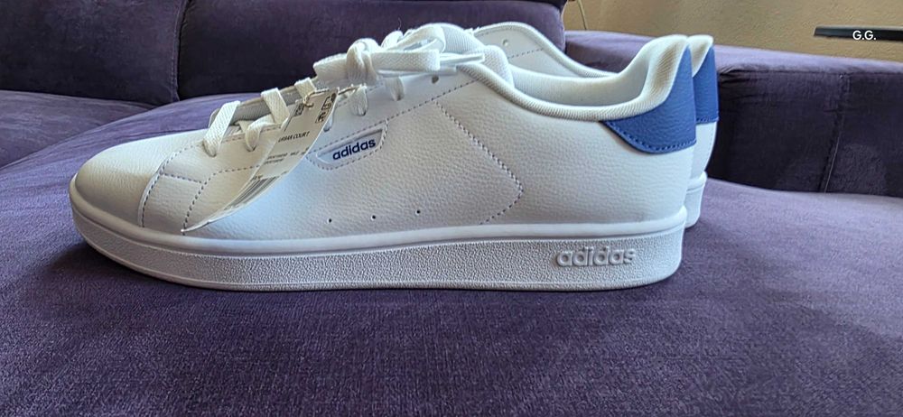 Adidas urban court