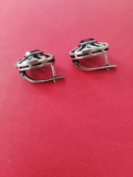 Продам серебряные серьги
