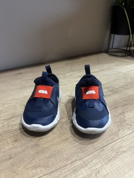 Бебешки маратонки NIKE