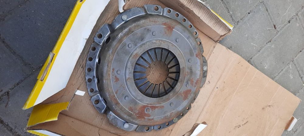 Диск сцепления "мерседес".м103-м102