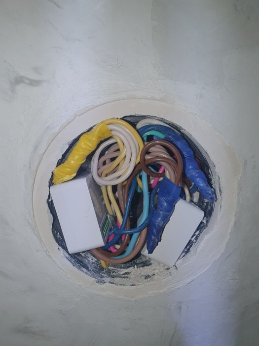 Установка умных выключателей