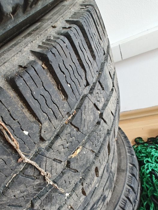 jante r16 Vivaro Trafic Primastar cu anvelope c-uri michellin