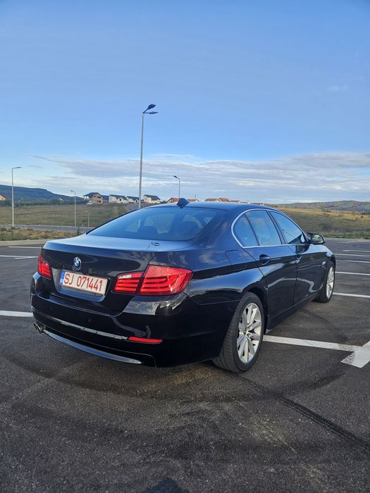 BMW 520D – 184CP / CarPlay / Bi-Xenon / Cameră / 2012