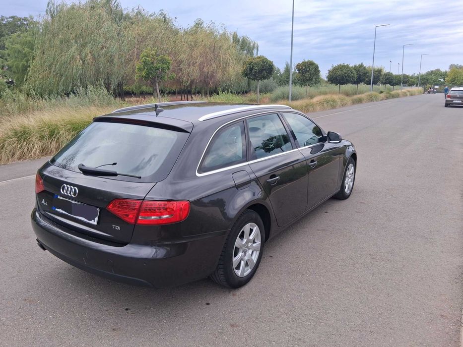 AUDI A4 Avant 2010 — imagine 3