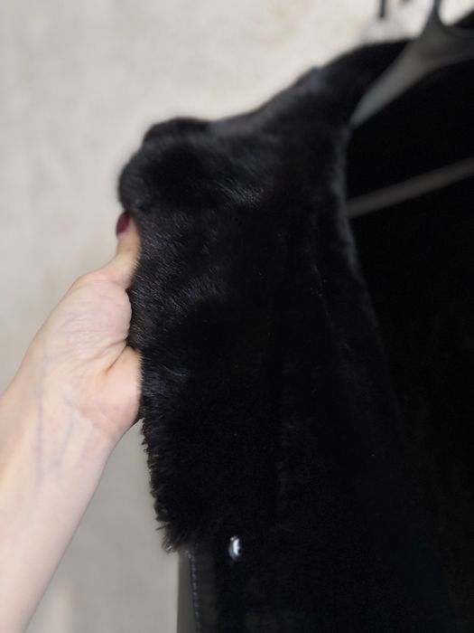 Продам дубленку новую