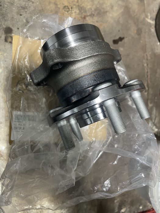 Ступица задняя Subaru 28473FL040