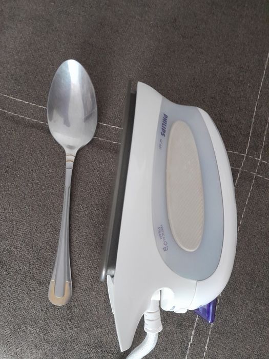 Срочно продам дорожный утюг